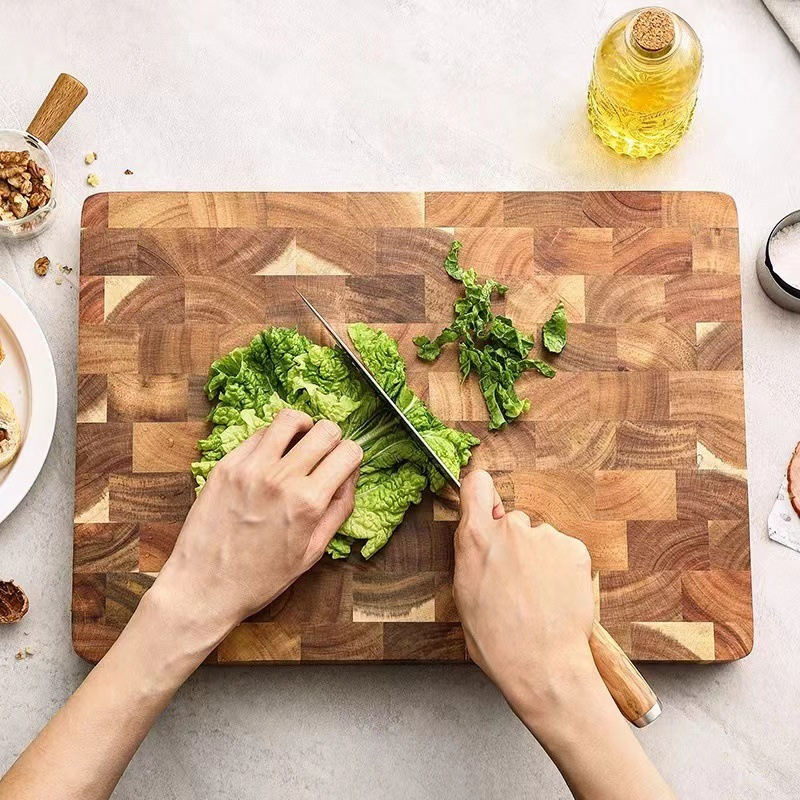 Premium Acacia Wood Cutting Board