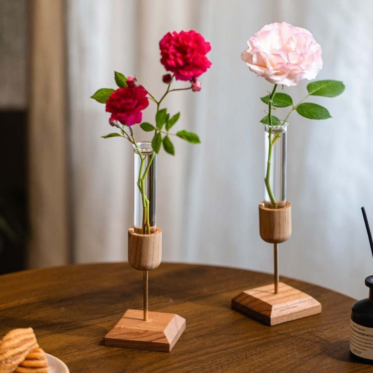 Decorative Wood Flower Vase with Transparent Glass